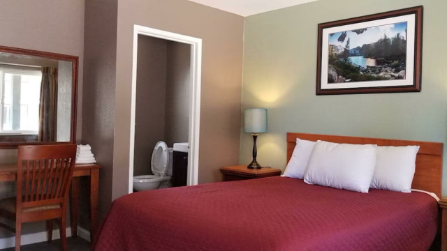 A & A Lake Tahoe Inn