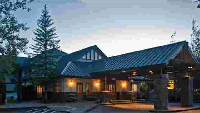 Postmarc Hotel & Spa Suites
