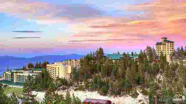 Tahoe Ridge Resort: Managed by Holiday Inn Club Vacations