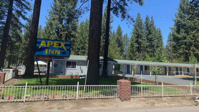 Apex Inn