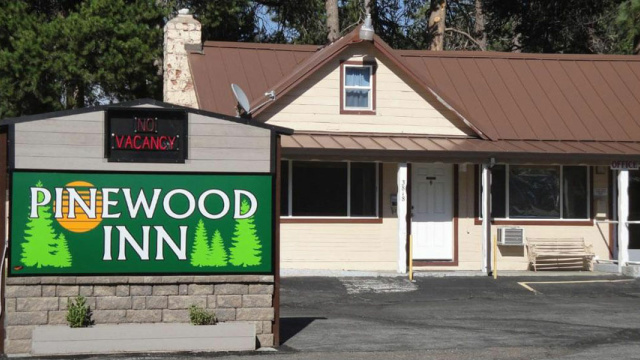 Pinewood Inn