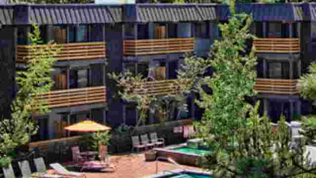 Hotel Azure