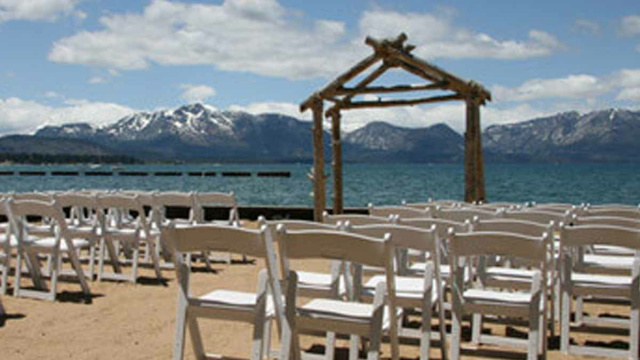 Weddings at Lakeside Beach