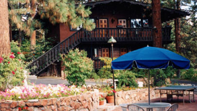 Pine Cone Resort & Special Events Center