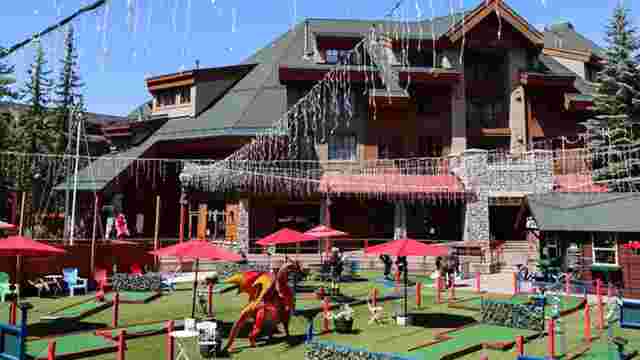 Heavenly Village Mini Golf